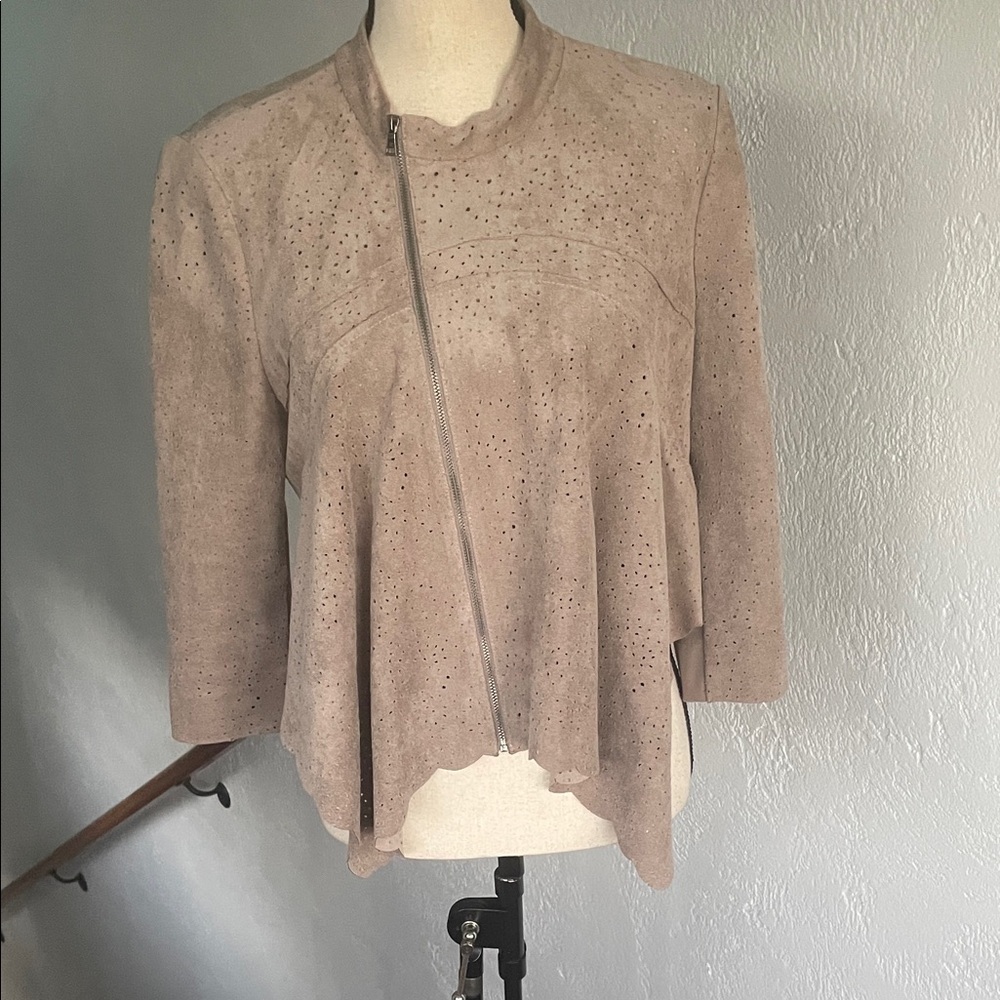 BCBG Azria Women's Mocha Tan Jacket top asymmetrical zip and hem Faux Suede M